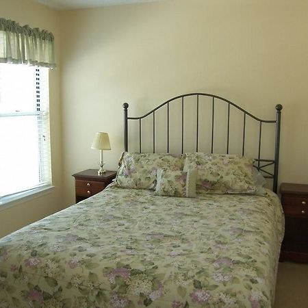 Pirate'S Cove Resort Condos Мантео Екстер'єр фото