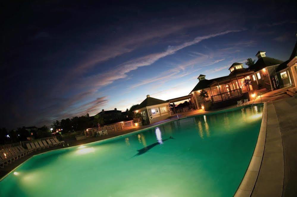 Pirate'S Cove Resort Condos Мантео Екстер'єр фото